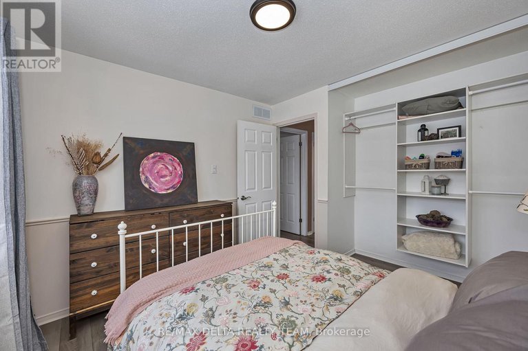 29375289/39-sunvale-way/barrhaven-east/ottawa/ontario/K2G6Y1_24