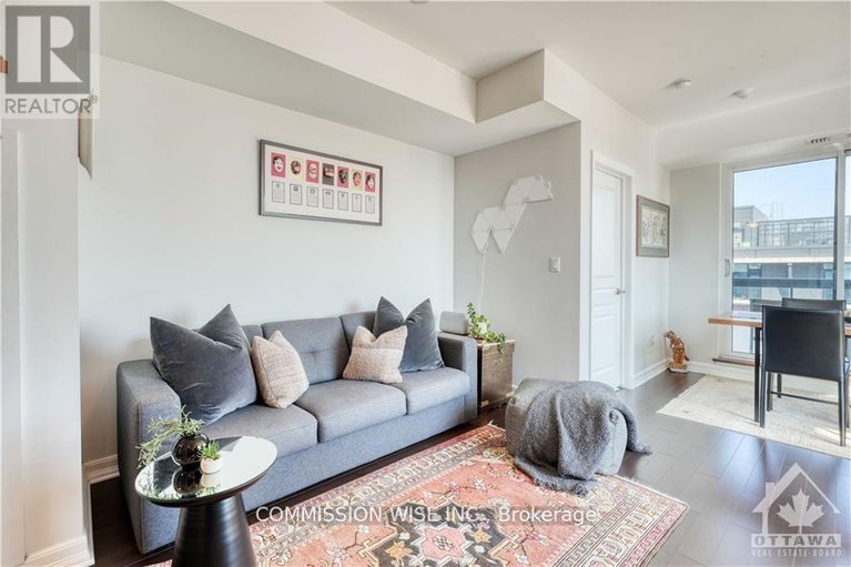 27987955/915-238-besserer-street/sandy-hill/ottawa/ontario/K1N6B1_11