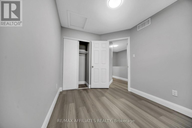 29042794/714-sanibel-private/westcliffe-estates/ottawa/ontario/K2H0A8_33