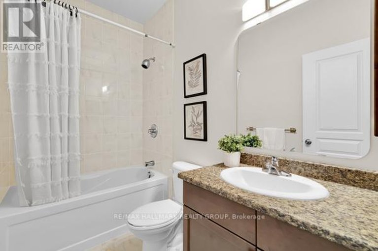 29577817/155-royal-landing-gate/north-grenville-twp-kemptville-south/north-grenville/ontario/K0G1J0_30