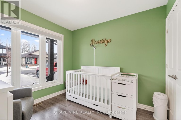 29484450/923-leishman-drive/mississippi-mills-ramsay-twp/mississippi-mills/ontario/K0A1A0_7