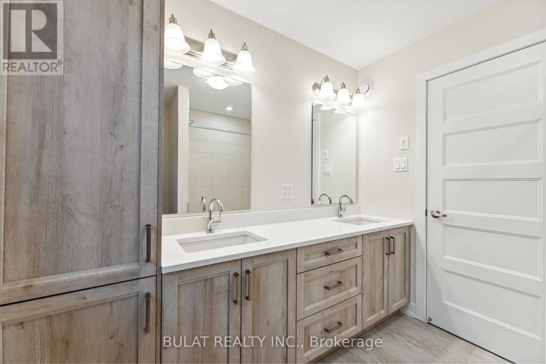 27754730/1359-kitchener-avenue/ottawa/ontario/K1V6W1_14