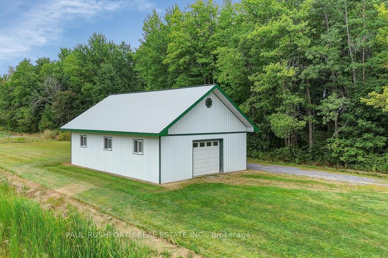 28756527/3285-magladry-road/sarsfieldbearbrook/ottawa/ontario/K4B1J1_39