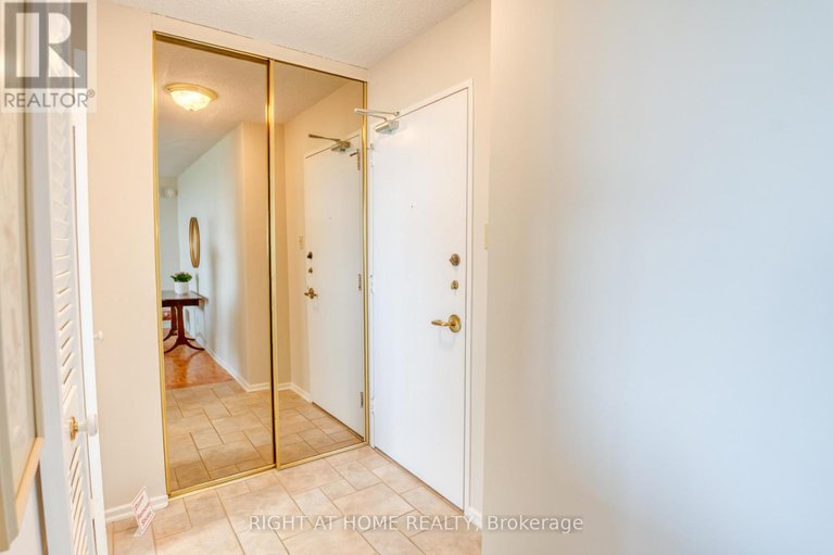 28430489/1401-2625-regina-street/britannia/ottawa/ontario/K2B5W8_8