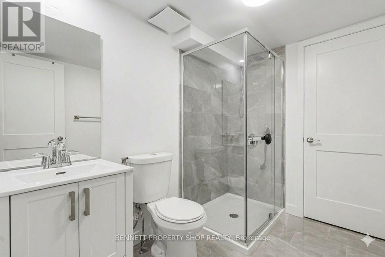 29479240/139-duford-street/vanier/ottawa/ontario/K1L6Z5_11