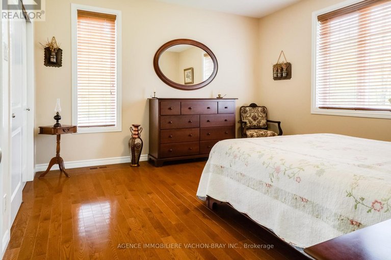 28793859/18668-concession-2-road/north-glengarry-kenyon-twp/north-glengarry/ontario/K0C1B0_23