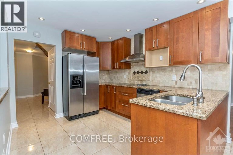 28722472/152-twyford-street/hunt-club/ottawa/ontario/K1V0V7_10