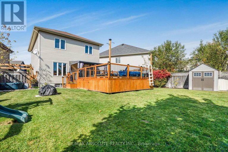 29664919/229-mica-crescent/town-of-rockland/clarence-rockland/ontario/K4K0E3_33