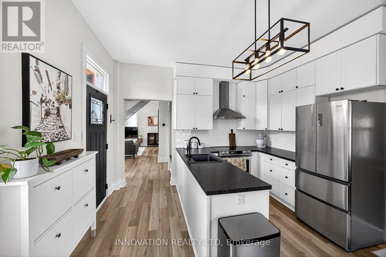 29457932/119-miguel-street/carleton-place/carleton-place/ontario/K7C1C8_11