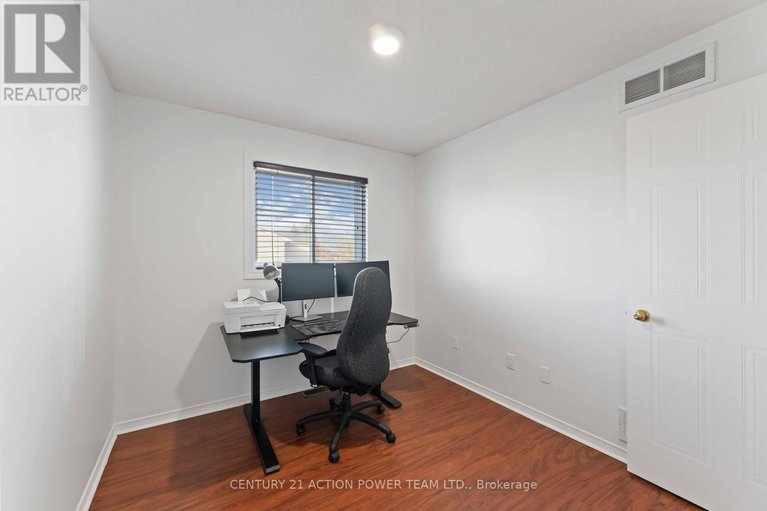 28258821/1887-hialeah-drive/fallingbrookgardenway-south/ottawa/ontario/K4A3T3_30