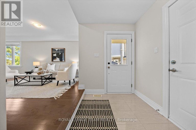 28774616/227-bert-hall-street/arnprior/arnprior/ontario/K7S0H1_3