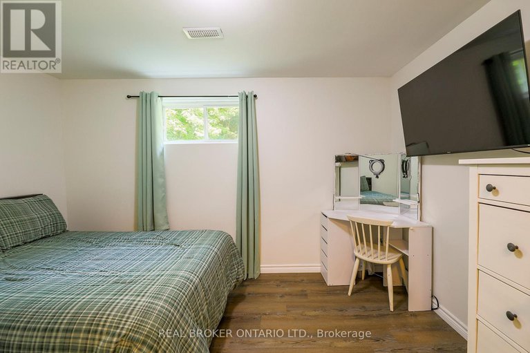 27986802/8-benjamin-lane/north-grenville-twp-kemptville-east/north-grenville/ontario/K0G1J0_25