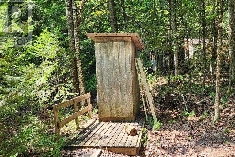 28670947/pt-l-27-bow-lake-lane/lanark-highlands-lanark-twp/lanark-highlands/ontario/K0G1K0_7