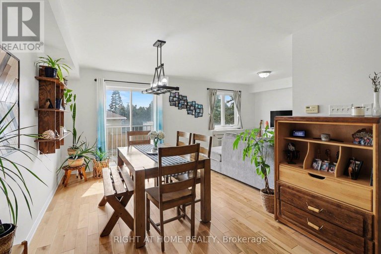 29556620/202-646-cummings-avenue/castle-heightsrideau-high/ottawa/ontario/K1K2K6_17