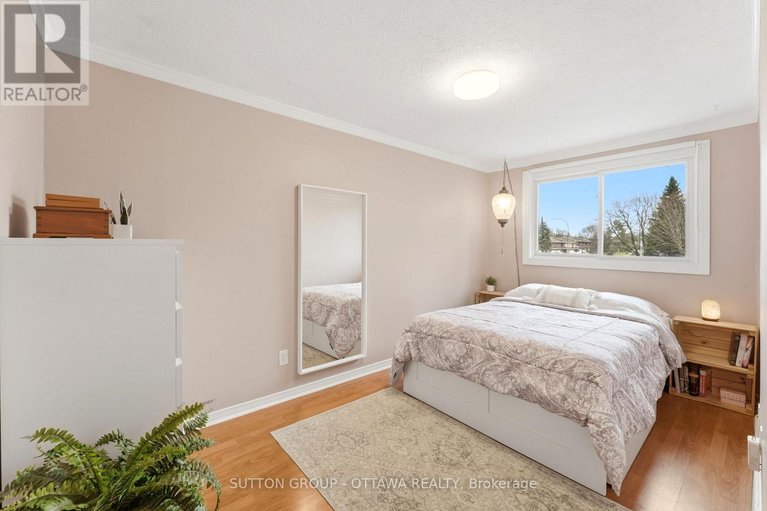 29617710/3907e-old-richmond-road/arbeatha-park/ottawa/ontario/K2H8T8_27