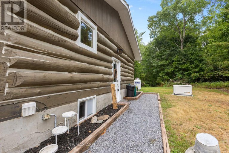28768998/788-french-line-road/lanark-highlands-darling-twp/lanark-highlands/ontario/K0G1K0_7