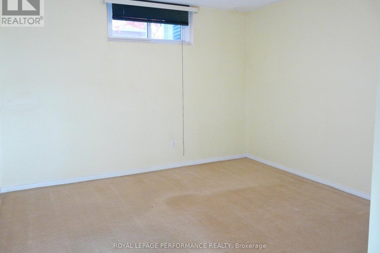 29043217/1172-foxborough-private/beaconwood/ottawa/ontario/K1J1E2_26