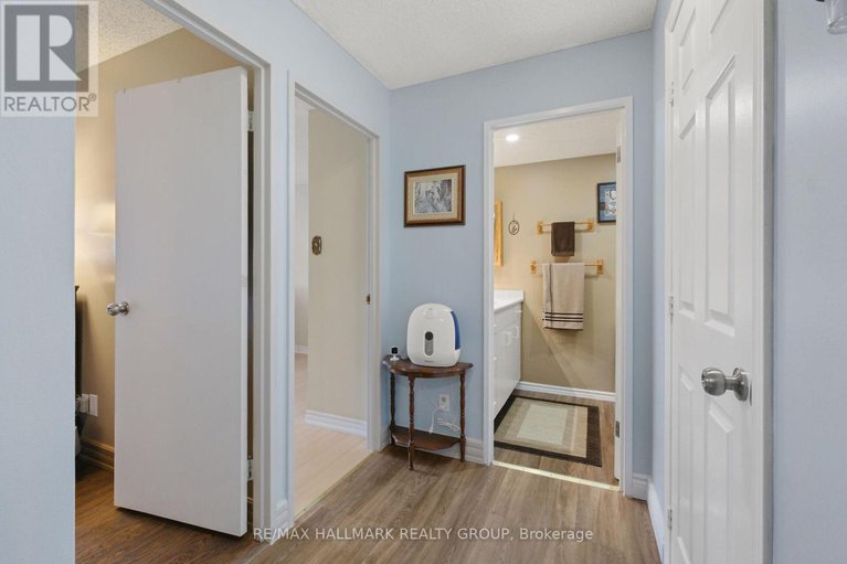 28316774/307-1485-baseline-road/copeland-park/ottawa/ontario/K2C3L8_22