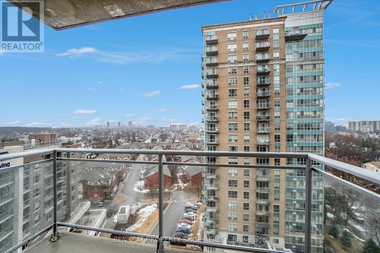28175547/1204-70-landry-street/vanier/ottawa/ontario/K1L0A8_14