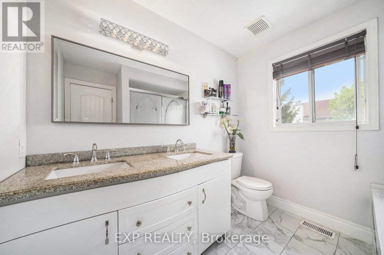 28341983/340-stoneway-drive/barrhaven-east/ottawa/ontario/K2G6B8_16