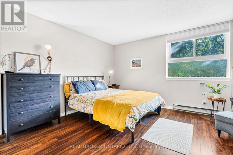 28998613/209-110-forward-avenue/mechanicsville/ottawa/ontario/K1Y4S9_24