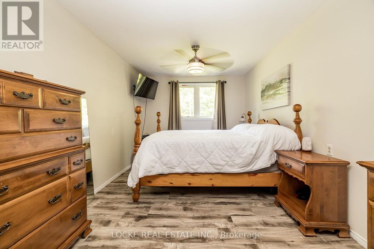 28484093/2180-old-hwy-17-highway/clarencerockland-twp/clarence-rockland/ontario/K4K1K7_16
