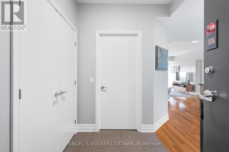 29646080/1106-75-cleary-avenue/woodroffe/ottawa/ontario/K2A1R8_5