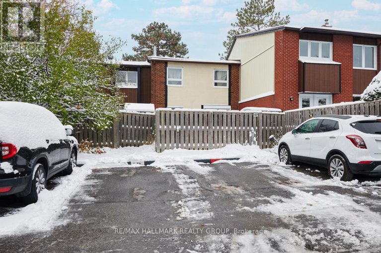 29091417/67-1900-marquis-avenue/beaconwood/ottawa/ontario/K1J8J2_35