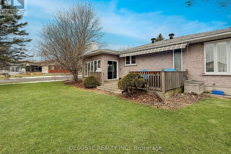 29501033/6298-maclean-court/south-glengarry-lancaster-twp/south-glengarry/ontario/K0C1E0_9