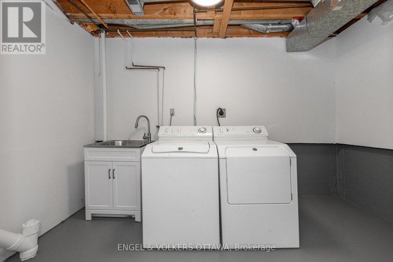 29047253/39-benlark-road/on-the-green/ottawa/ontario/K2J2L5_39