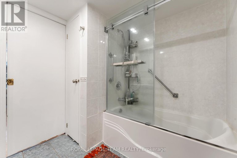 28798414/1806-160-george-street/lower-townbyward-market/ottawa/ontario/K1N9M2_29