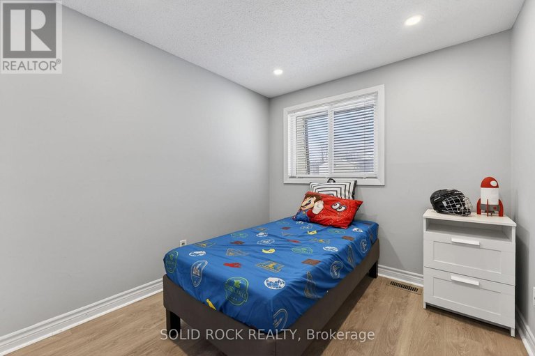 29198225/b-76-seyton-drive/westcliffe-estates/ottawa/ontario/K2H8W4_31