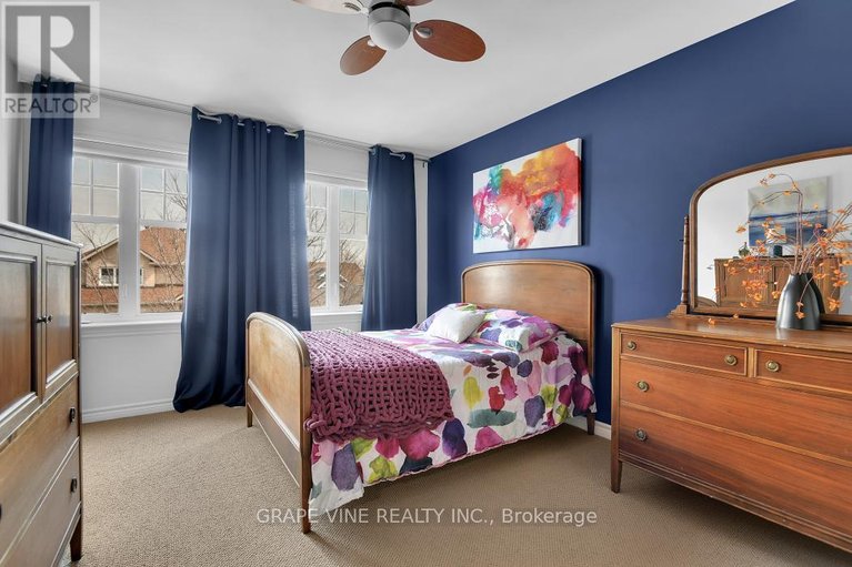 29590569/517-overland-drive/stittsville-north/ottawa/ontario/K2S0C2_21