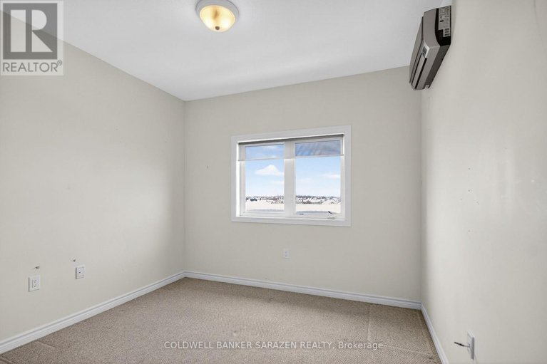 29491368/406-141-potts-private/notting-hillsummerside/ottawa/ontario/K4A0X9_27