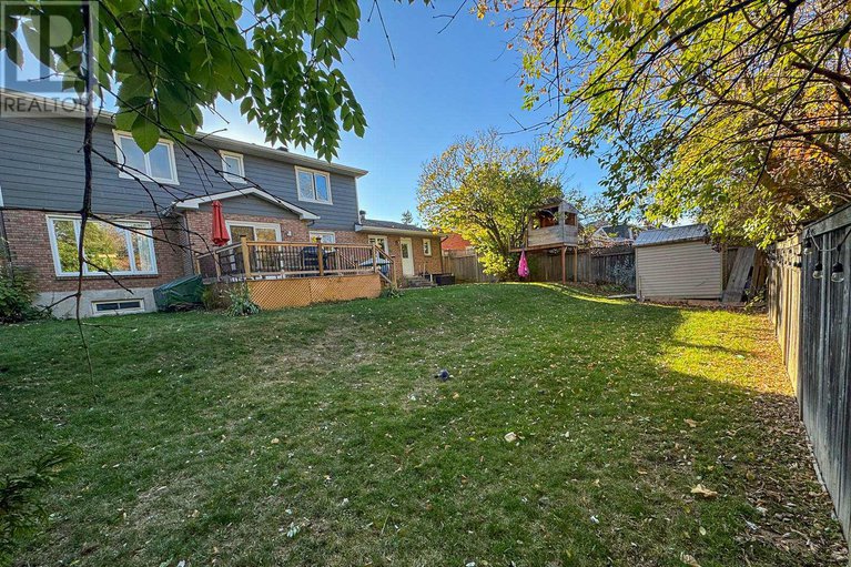 28979625/1055-plante-drive/hunt-clubwestern-community/ottawa/ontario/K1V9E5_41