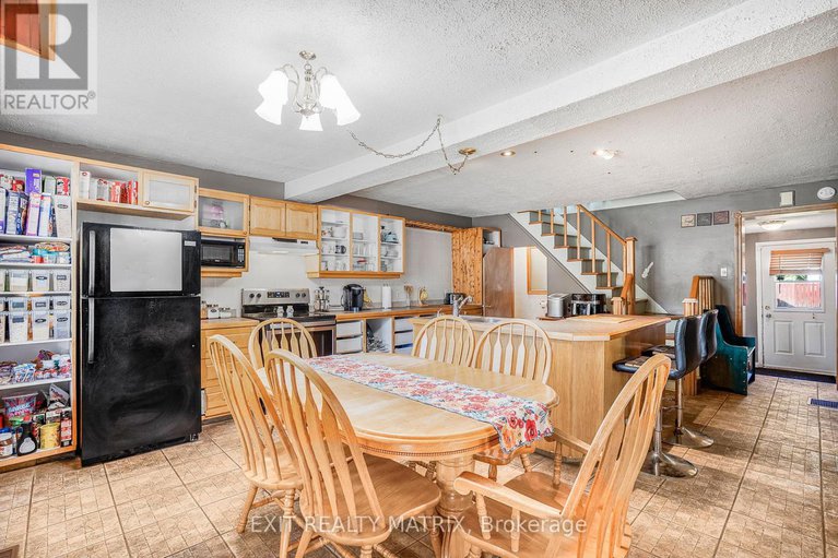 28379387/1018-sinclair-street/hawkesbury/hawkesbury/ontario/K6A1E5_12