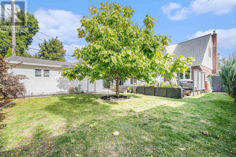 28972487/921-wingate-drive/elmvale-acresurbandale/ottawa/ontario/K1G1S6_24