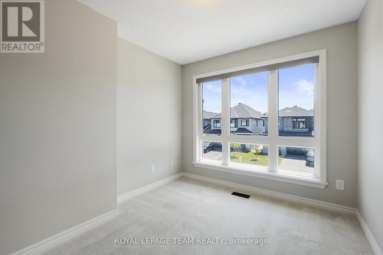28884791/273-shinleaf-crescent/mer-bleuebradley-estatesanderson-park/ottawa/ontario/K1W0J2_29