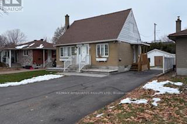 29123494/323-fullerton-avenue/overbrookcastle-heights/ottawa/ontario/K1K1K2_1