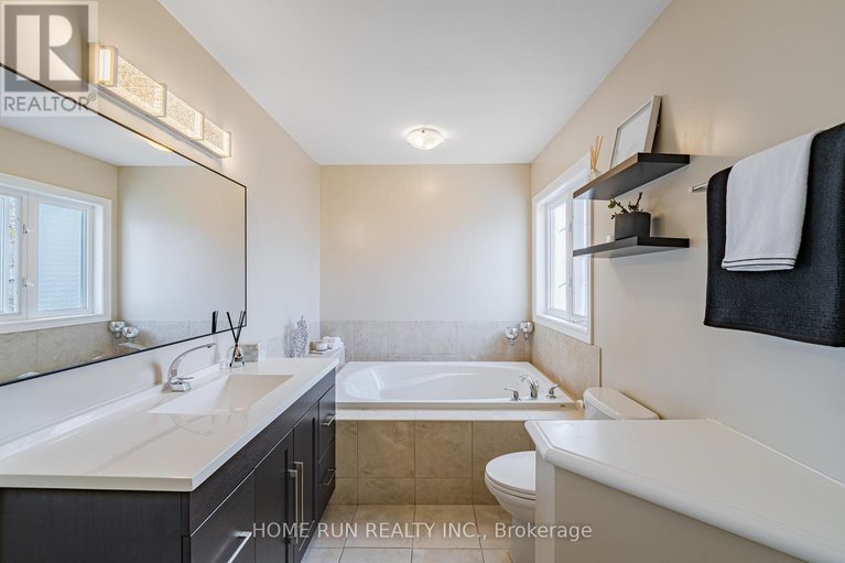 29657070/131-kinghaven-crescent/bridlewood/ottawa/ontario/K2M0C3_23