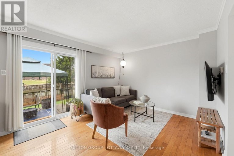 29617710/3907e-old-richmond-road/arbeatha-park/ottawa/ontario/K2H8T8_7