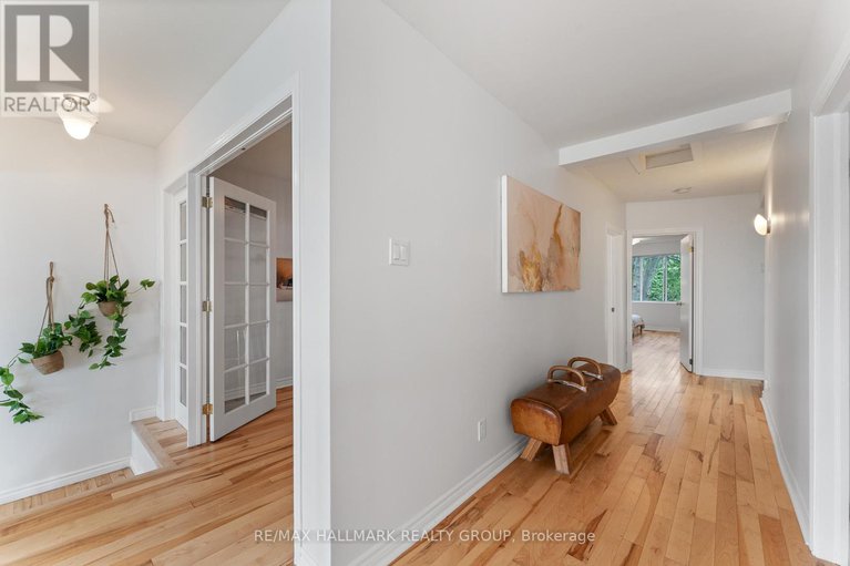 28652851/17-hastings-street/crystal-bayrocky-point/ottawa/ontario/K2H8C2_30