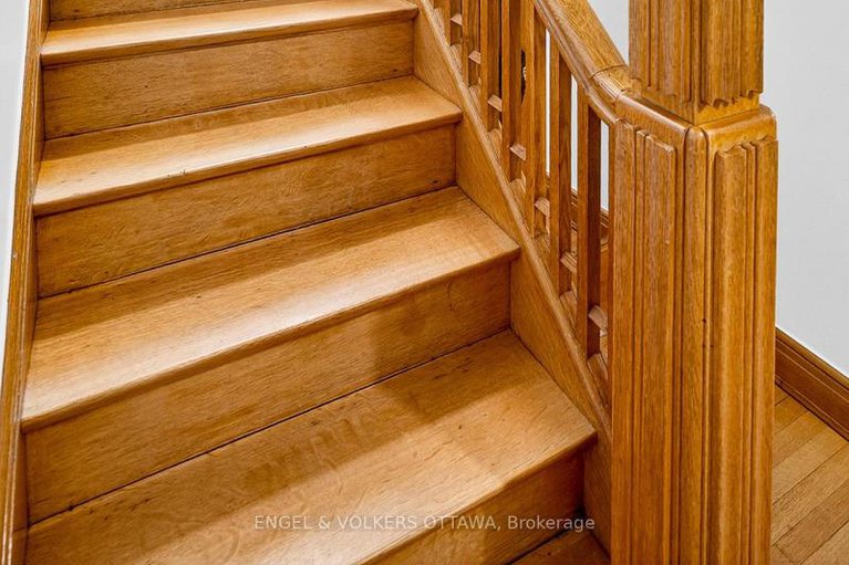 29118877/268-fairmont-avenue/civic-hospital/ottawa/ontario/K1Y1Y2_17