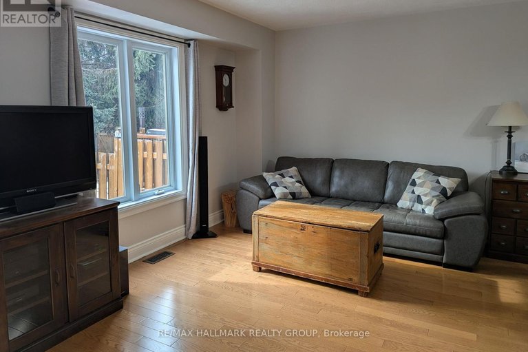 29600098/155-markland-crescent/barrhaven-east/ottawa/ontario/K2G5Z7_7