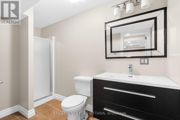 29629040/23-pinecone-trail/stittsville-central/ottawa/ontario/K2S1E1_33