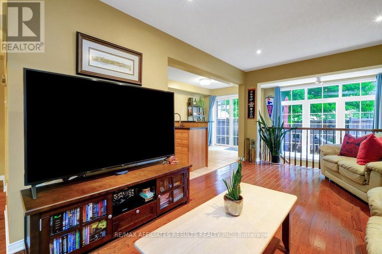 28577158/310-silbrass-private/stonebridge/ottawa/ontario/K2J5M5_10