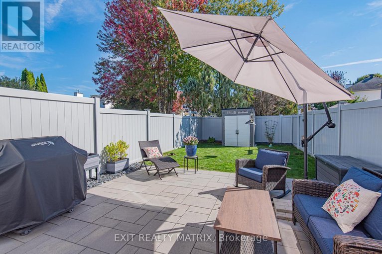 29247214/813-clearcrest-crescent/fallingbrookridgemount/ottawa/ontario/K4A3E8_4