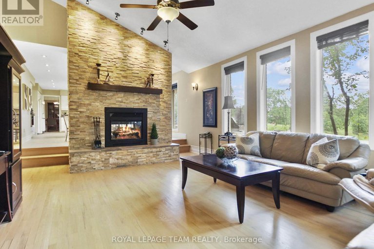 29069392/1105-cindy-hill-crescent/manotick-long-island-nicholls-island/ottawa/ontario/K4M1E8_20