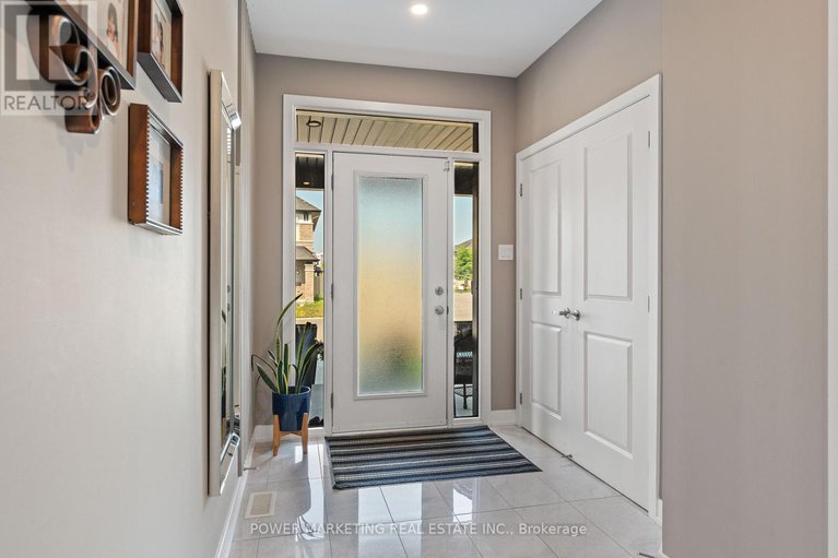 28836977/74-finsbury-avenue/stittsville-south/ottawa/ontario/K2S2N8_4