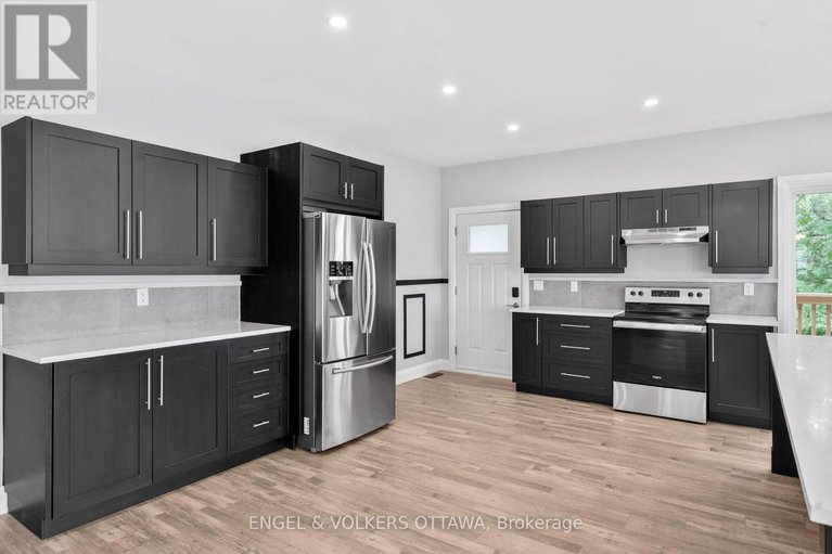 28668938/866-bayview-drive/constance-bay/ottawa/ontario/K0A3M0_13